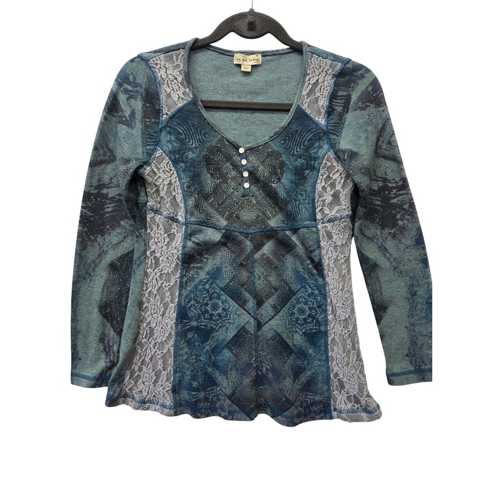 Live and Let Live Women Blue Geometric Print Lace Panel Henley Top Small
